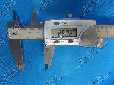 【成都三和IP54數(shù)顯卡尺200mm 電子數(shù)顯游標(biāo)卡尺 防水型 批發(fā)】價(jià)格,廠家,圖片,卡尺,成都三各量具-